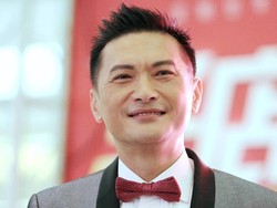 Aktor Ini Dipuji Gegara Ajarkan Patriotisme pada Sang Anak