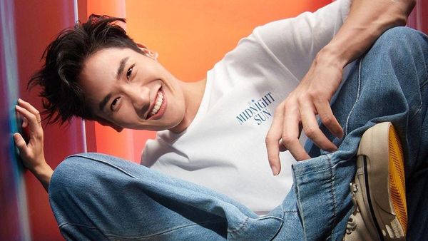 Happy Birthday Tay Tawan, Si Pemilik Senyum Paling Manis!