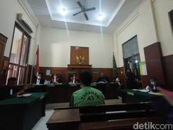 Saat Terdakwa Tunarungu Jalani Sidang Kasus Pembunuhan Juragan Air Isi Ulang