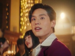 Nyanyian Penuh Perasaan Billkin di Lagu Comeback