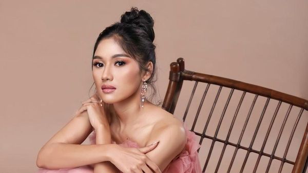 Intip Kecantikan Erina Gudono Calon Menantu Ketiga Jokowi