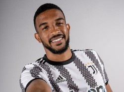 Gleison Bremer, Penerus Giorgio Chiellini di Juventus