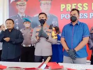 Polisi Butuh 7 Jam Tangkap Pembunuh Wanita Setengah Telanjang di Pasuruan Polisi Butuh 7 Jam Tangkap Pembunuh Wanita Setengah Telanjang di Pasuruan