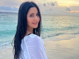 Katrina Kaif Bocorin Rahasia Glowing Alami