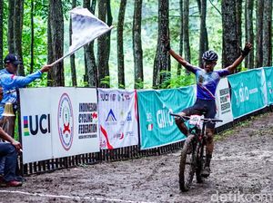 Zaenal Fanani Sabet Emas di Nomor Men Elite Cross Country Olimpic INC 2022 Zaenal Fanani Sabet Emas di Nomor Men Elite Cross Country Olimpic INC 2022