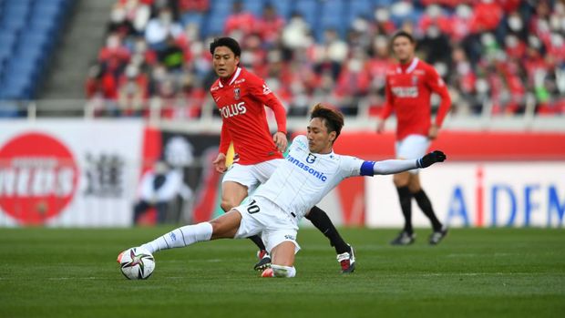 Duel Urawa Reds vs Gamba Osaka di Liga Jepang.