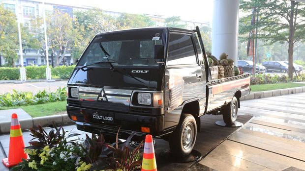 Mitsubishi Colt L300 2022.