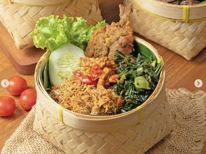 Ngeunah Pisan! Makan Siang dengan Paket Nasi Liwet Sunda di Sini Ngeunah Pisan! Makan Siang dengan Paket Nasi Liwet Sunda di Sini