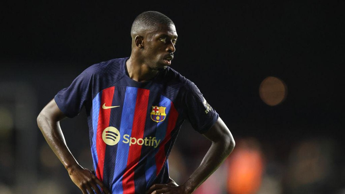 Ousmane Dembele menuju PSG. (Foto: Getty Images/James Williamson - AMA)