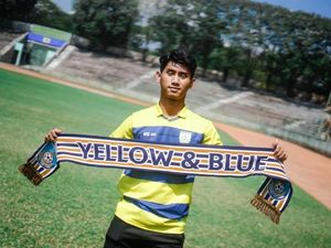 Tekad Mantan Bek PSM Renaldi Bawa Gresik United Promosi ke Liga 1 Tekad Mantan Bek PSM Renaldi Bawa Gresik United Promosi ke Liga 1