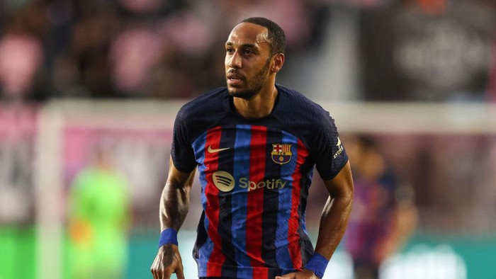 FORT LAUDERDALE, FL - JULY 19: Pierre-Emerick Aubameyang of FC Barcelona during the pre season friendly between Inter Miami CF and FC Barcelona at DRV PNK Stadium on July 19, 2022 in Fort Lauderdale, Florida. (Photo by James Williamson - AMA/Getty Images)