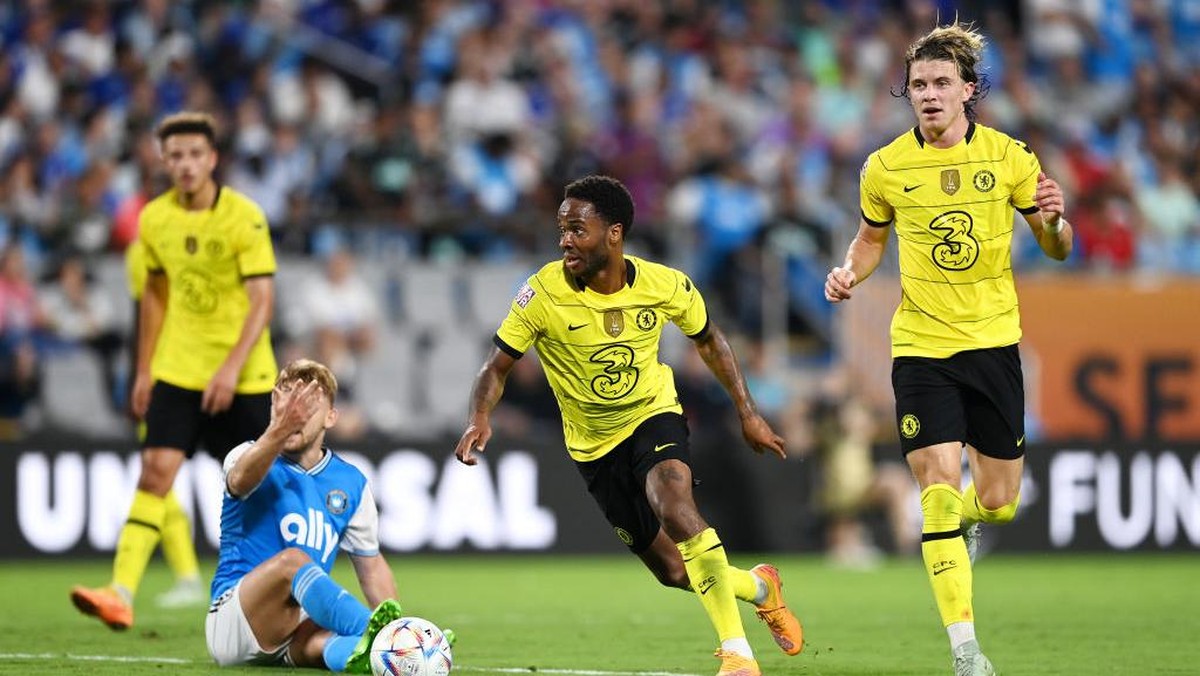 Raheem Sterling tertarik dengan kemajuan Chelsea bersama Thomas Tuchel (Foto: Getty Images/Jacob Kupferman)