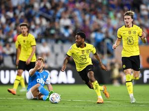 Sterling Terpikat Chelsea karena...