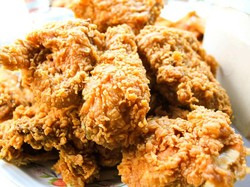 Lakukan 5 Trik Makan Fast Food ala Ade Rai Ini Agar Diet Tak Gagal