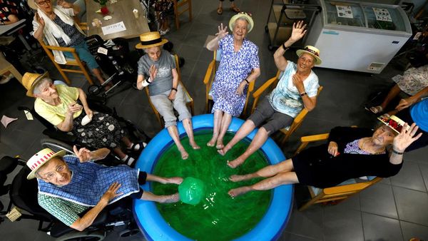 Saat Para Lansia di Belgia Diterjang Gelombang Panas