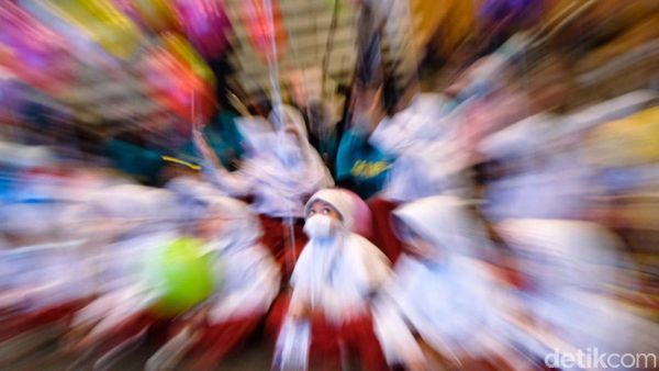 Potret Anak-anak SD Saat Mendengar Dongeng dari KPK