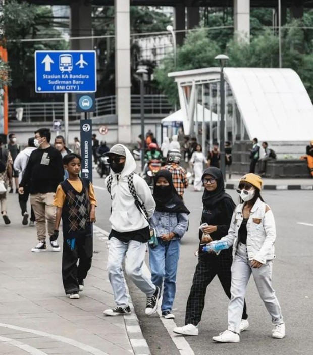 Citayam terdapat stasiun yang sudah berdiri sejak kolonial Belanda/ foto: instagram citayamfashionweek.jkt Citayam terdapat stasiun yang sudah berdiri sejak kolonial Belanda.
