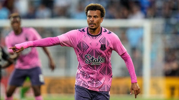 ST PAUL, MN - JULY 20: Dele Alli #36 of Everton gestures during the second half against Minnesota United FC at Allianz Field on July 20, 2022 in St Paul, Minnesota. (Photo by Brace Hemmelgarn/Everton FC via Getty Images)