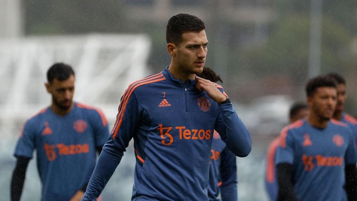 PERTH, AUSTRALIA - JULY 21: Diogo Dalot of Manchester United United looks on during a Manchester United training session at the WACA on July 21, 2022 in Perth, Australia. (Photo by Paul Kane/Getty Images)