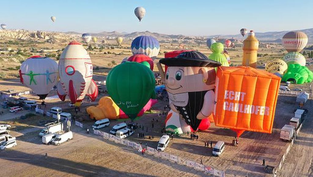 Festival Balon Udara Meriahkan Langit Cappadocia di Turki