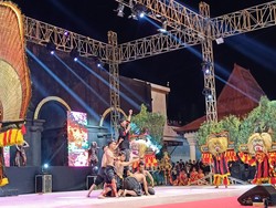 Rame Banget! 3.000 Tiket Pembukaan Grebeg Suro 2022 Ponorogo Ludes Terjual