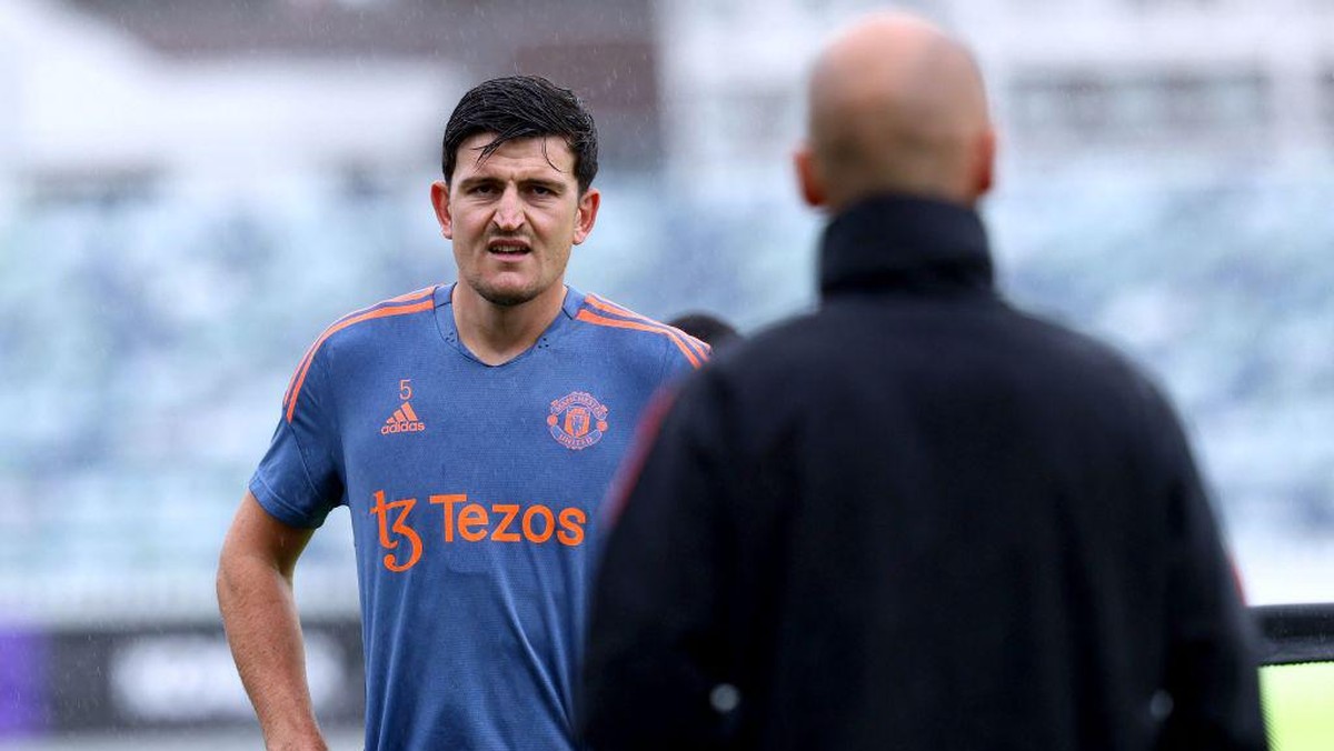 Bek Manchester United Harry Maguire masih kerap jadi sasaran cemoohan suporter (Foto: AFP via Getty Images/TREVOR COLLENS)