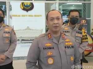 Jelang Autopsi Brigadir J, Kapolda Jambi Datangi RSUD Sungai Bahar Jelang Autopsi Brigadir J, Kapolda Jambi Datangi RSUD Sungai Bahar