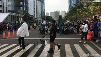 Catwalk Citayam Fashion Week di Zebra Cross Jadi Pro Kontra