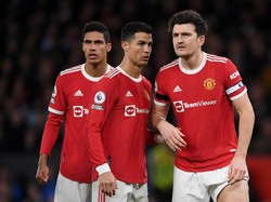 Lini Belakang MU Masih Kendor, Jaap Stam Siap Bantu!