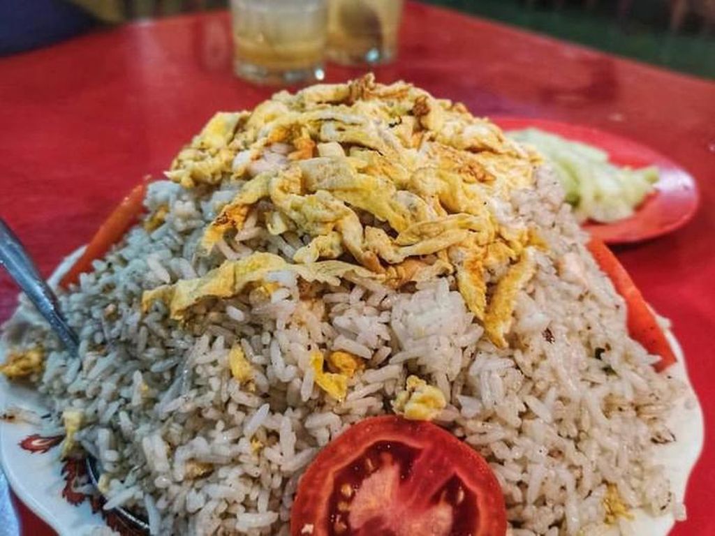Bikin Begah! 5 Nasi Goreng Portugal Cocok Untuk Makan Hemat Akhir Bulan Bikin Begah! 5 Nasi Goreng Portugal Cocok Untuk Makan Hemat Akhir Bulan