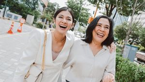 8 Gaya Naysilla Mirdad Bareng Lydia Kandou di Korea, Tampil Elegan & Seksi
