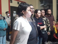 Polisi Ungkap Nikita Mirzani Batal Ditahan Bukan Gegara Laporan di Propam