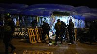Foto-foto Penggerebekan Tenda Demonstran Anti Pemerintah Sri Lanka