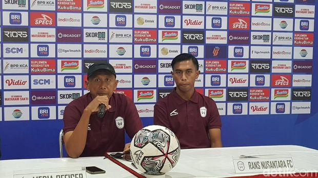 Pelatih RANS Nusantara, Rahmad Darmawan, di Stadion Jatidiri Semarang, Jumat (22/7/2022).