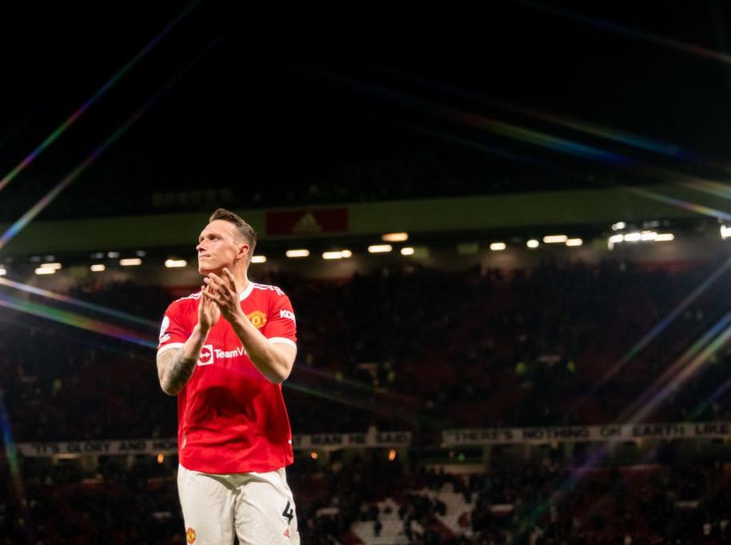 MU Rumornya soal Cristiano Ronaldo Melulu, Apa Kabar Phil Jones? MU Rumornya soal Cristiano Ronaldo Melulu, Apa Kabar Phil Jones?