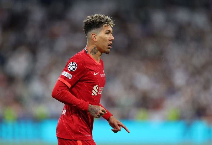 PARIS, FRANCE - MAY 28: Roberto Firmino of Liverpool during the UEFA Champions League final match between Liverpool FC and Real Madrid at Stade de France on May 28, 2022 in Paris, France. (Photo by Catherine Ivill/Getty Images)