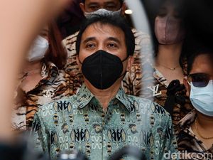 Belum Terima Berkas Perkara, Roy Suryo Tak Akan Tanggapi Dakwaan JPU Belum Terima Berkas Perkara, Roy Suryo Tak Akan Tanggapi Dakwaan JPU