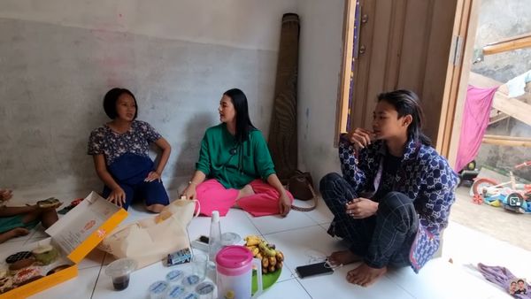 10 Potret Rumah Bonge Citayam Fashion Week yang Viral, Masuk ke Gang Sempit