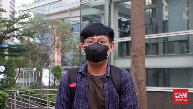 Jeremy (23 tahun) menilai usulan penyesuaian jam kerja sebagai sebuah ide yang belum matang, namun tidak ada salahnya dipertimbangkan