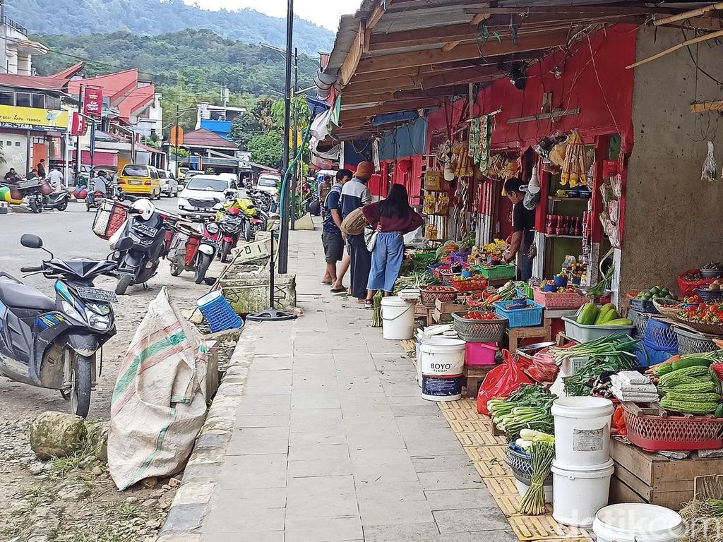 Pemkab Toraja Utara akan Gusur Pasar Rantepao, Pedagang-Preman Siaga