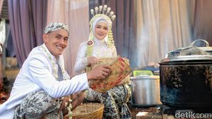 Pengantin di Desa Foto di Gang dan Dekat Kompor, Begini Jadinya yang Viral