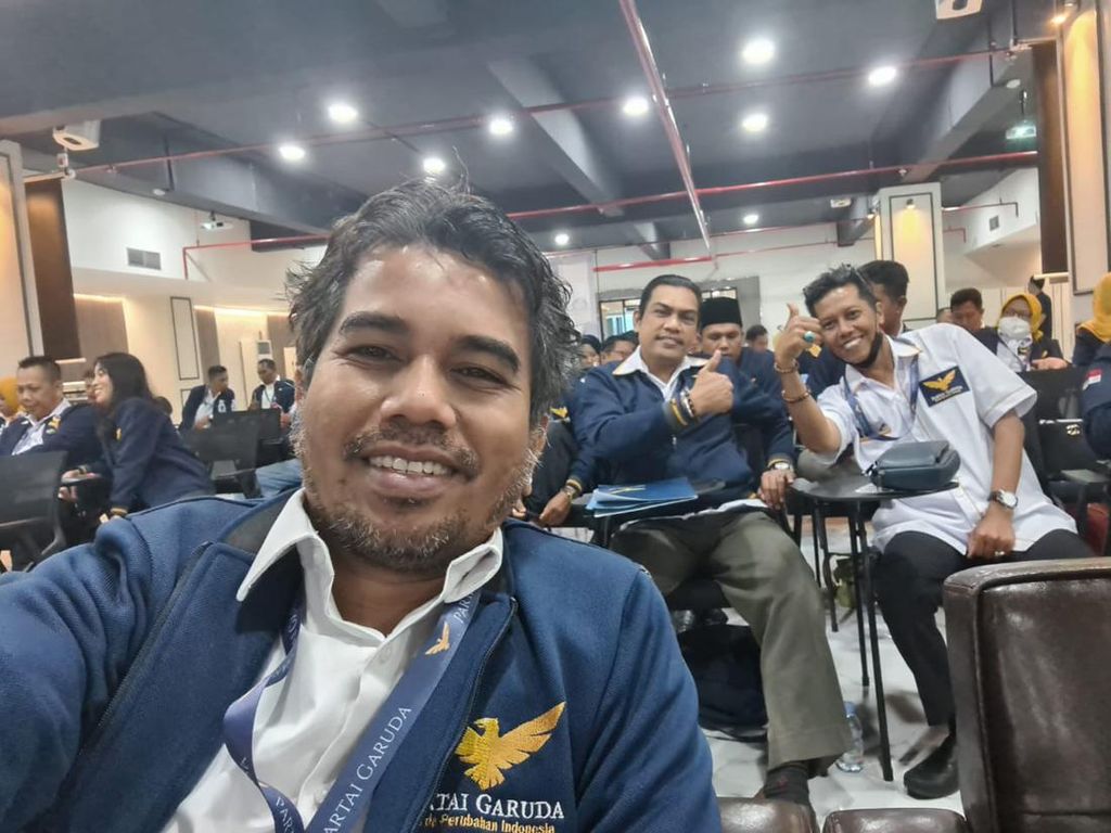 Partai Garuda: BEM UI Jangan Sampai Dijadikan Pion Pemain Politik Partai Garuda: BEM UI Jangan Sampai Dijadikan Pion Pemain Politik