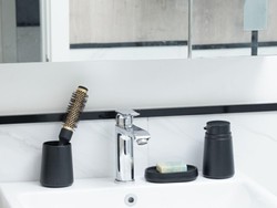 4 Cara Ampuh Atasi Wastafel Mampet