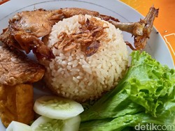 Wajib Coba! Ayam Goreng Kalasan Enak di Pujasera Melawai