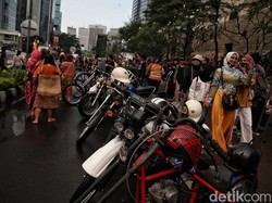 Marak Parkir Liar, Dishub Imbau Pengunjung CFW Naik Angkutan Umum