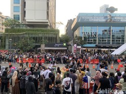 Lenggak-lenggok ABG Haradukuh yang Mulai Bikin Lalin Terganggu