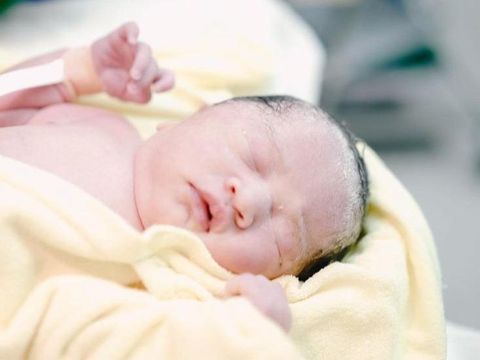 Momen Aliya Rajasa Lahirkan Anak Ke-4
