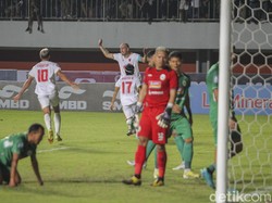 Hasil Liga 1: PSM Makassar Pepet Madura United Puncaki Klasemen