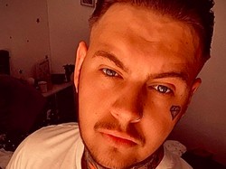 Pria Transgender Operasi Pengangkatan Payudara Ukuran 42GG Demi Menikah