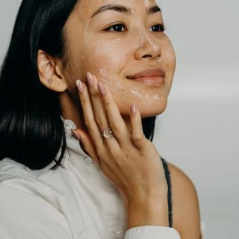 Rutin Melakukan Eksfoliasi Setiap Minggu